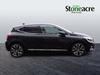 Used Renault Clio 2023 for sale - 75741429: Photo