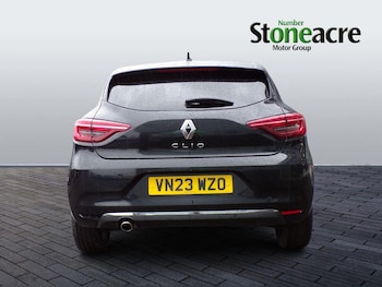 Used Renault Clio 2023 for sale - 75741429: Photo