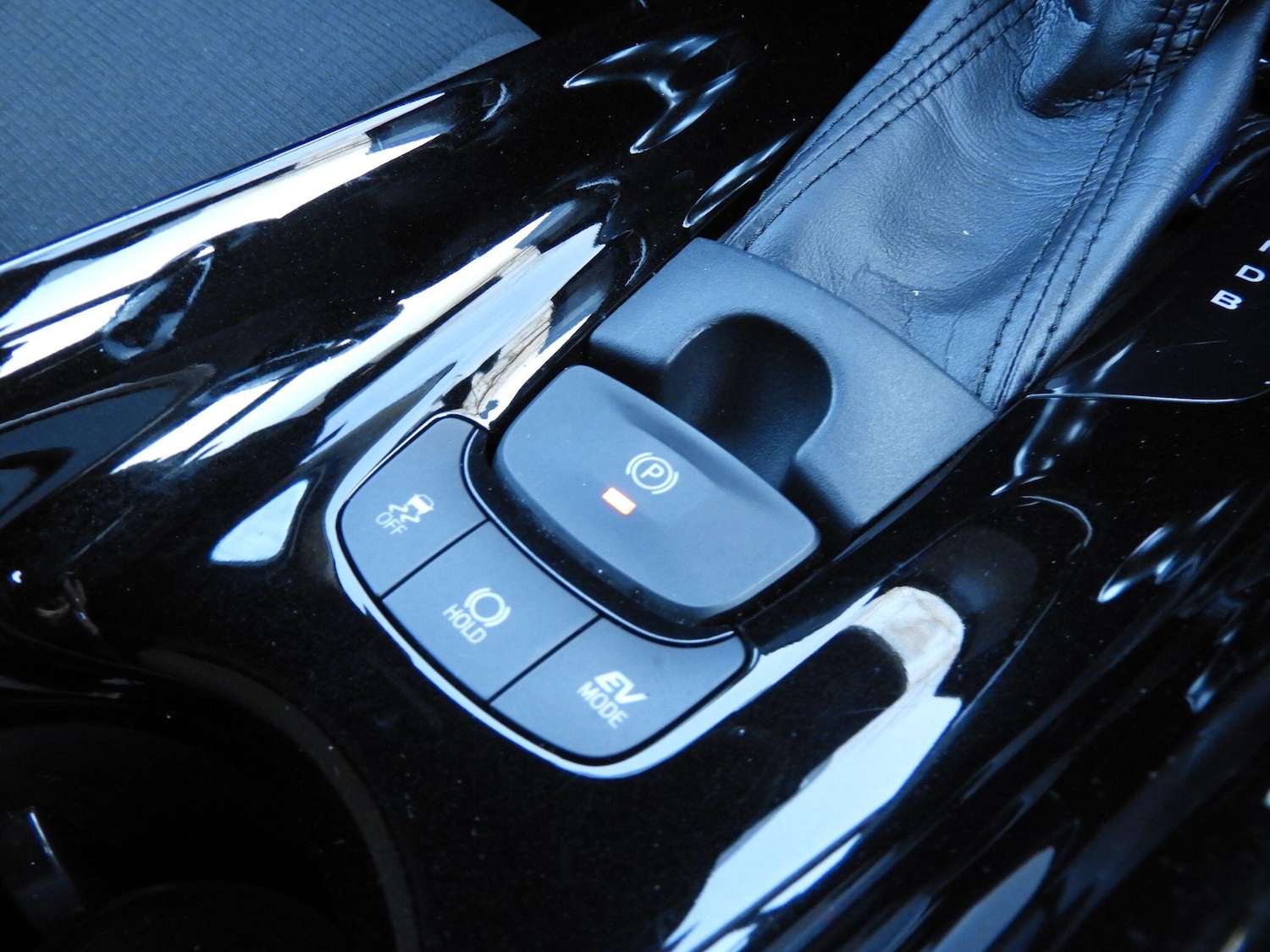 Used Toyota C-HR 2018 for sale - 76899301: Photo 20