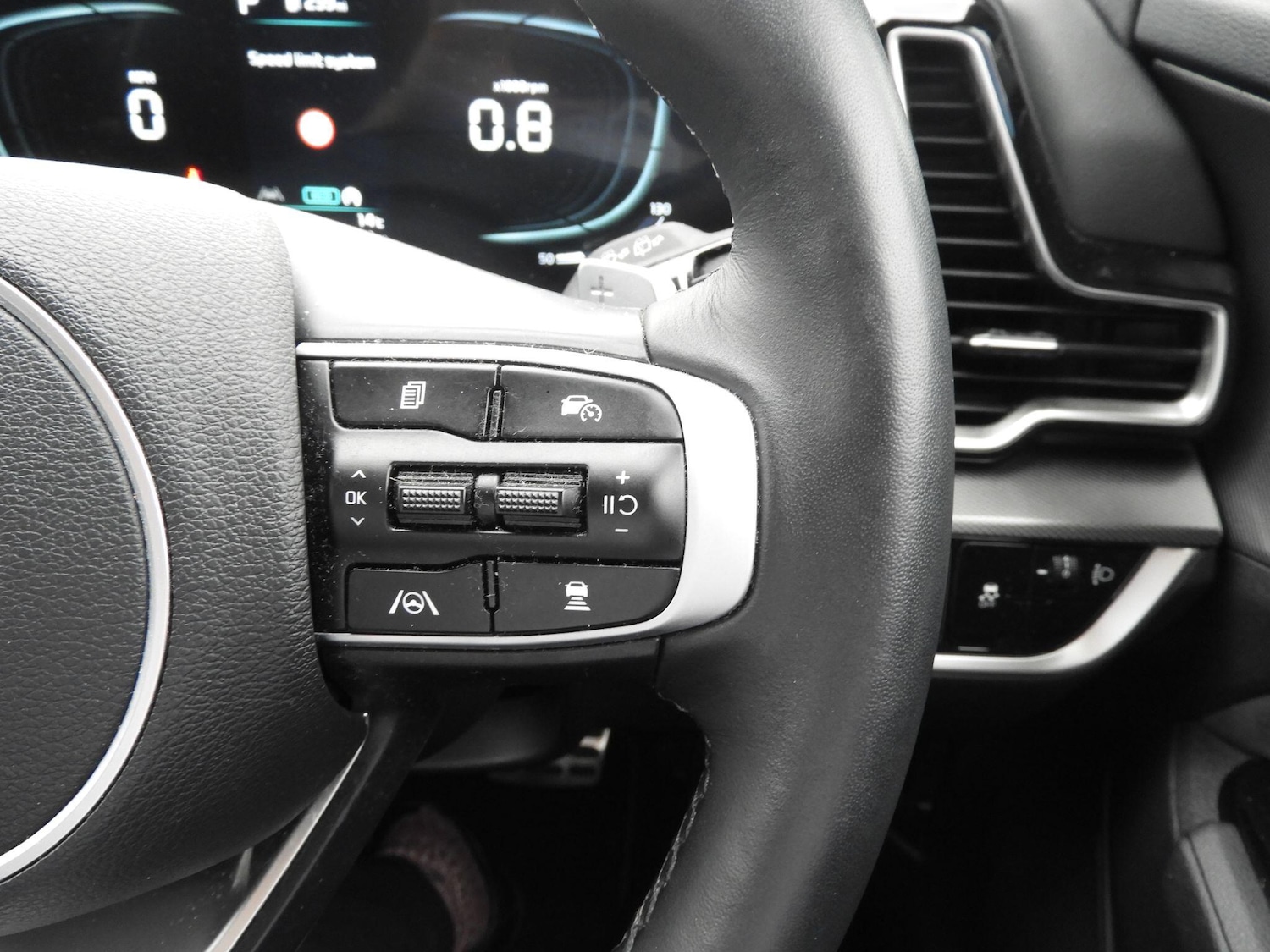 Used Kia Sportage 2023 for sale - 76306624: Photo 22