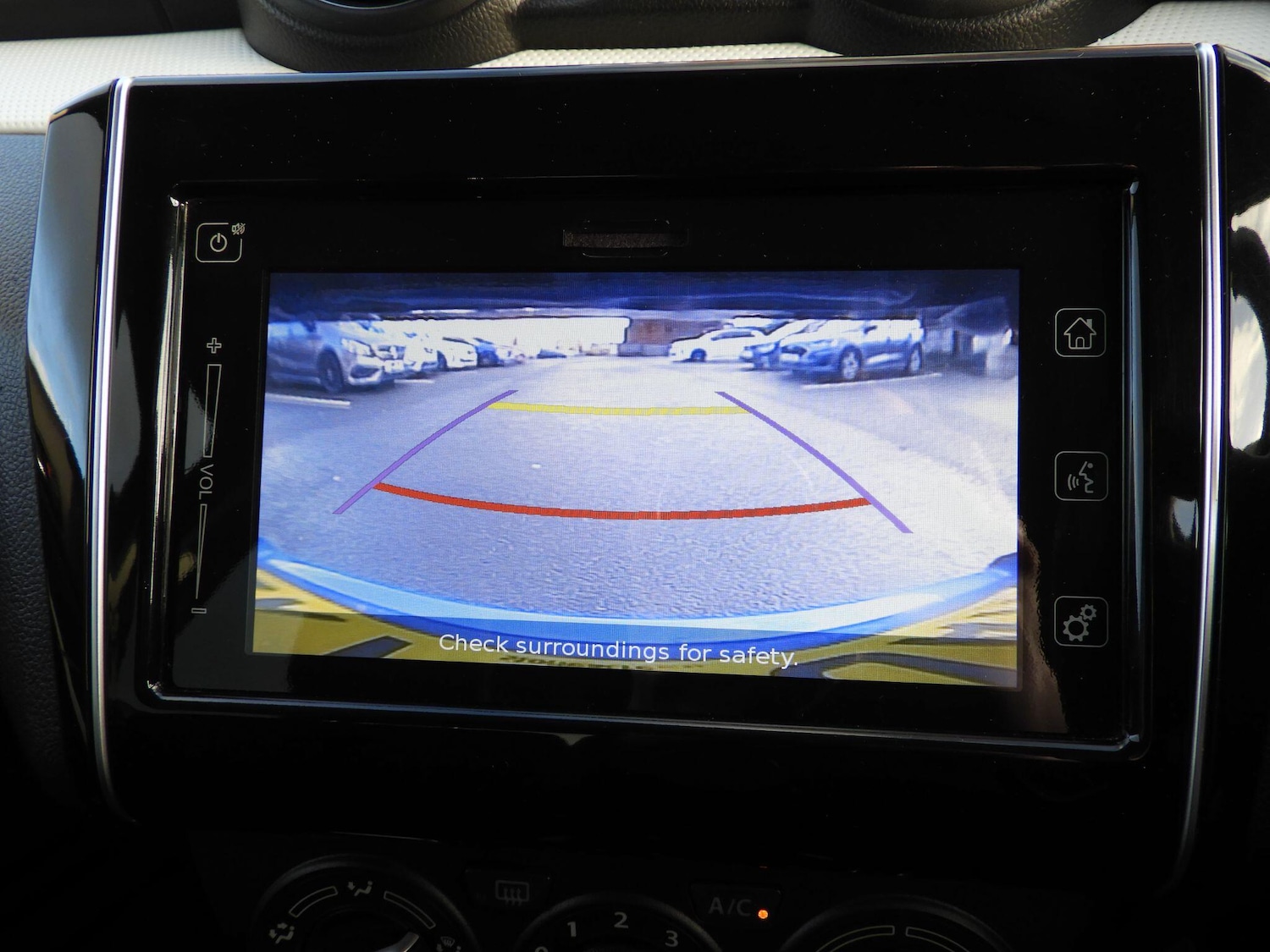 Used Suzuki Swift 2023 for sale - 77143685: Photo 17