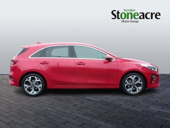 Used Kia Ceed for sale - 76174659: Photo 2