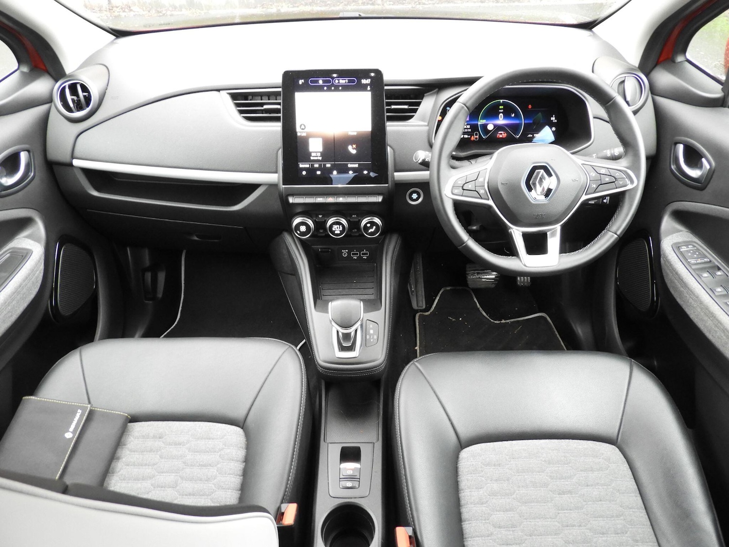 Used Renault Zoe 2020 for sale - 76976271: Photo 15