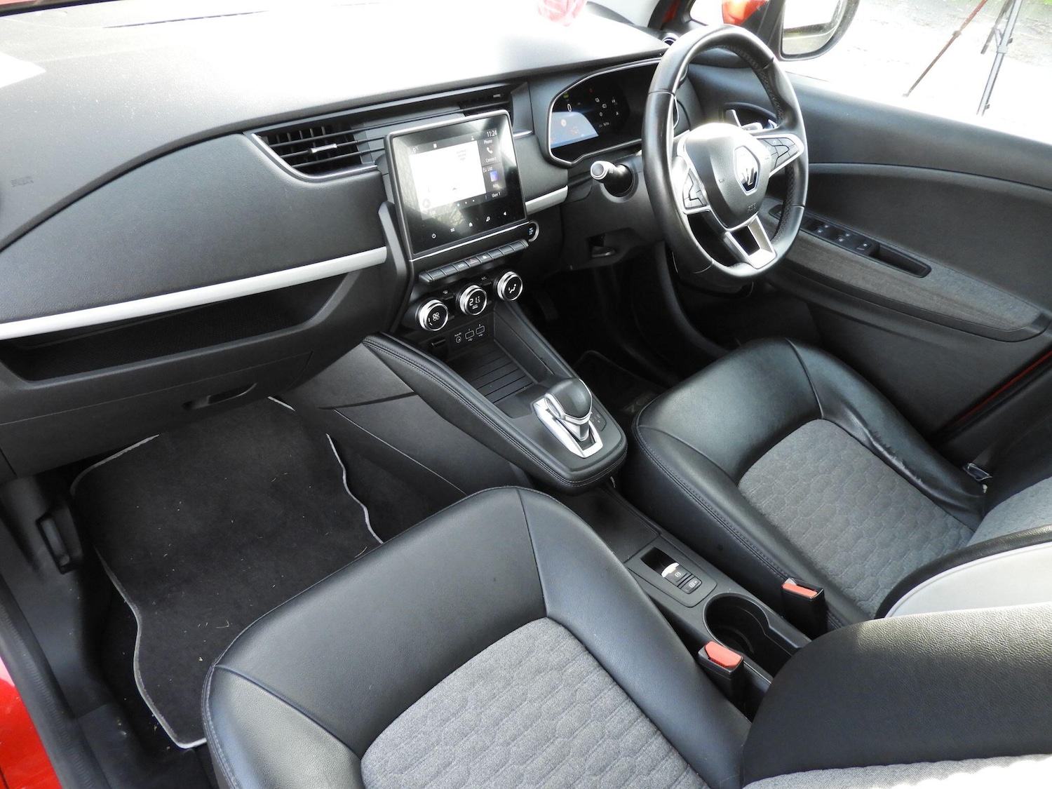 Used Renault Zoe 2021 for sale - 76913340: Photo 17