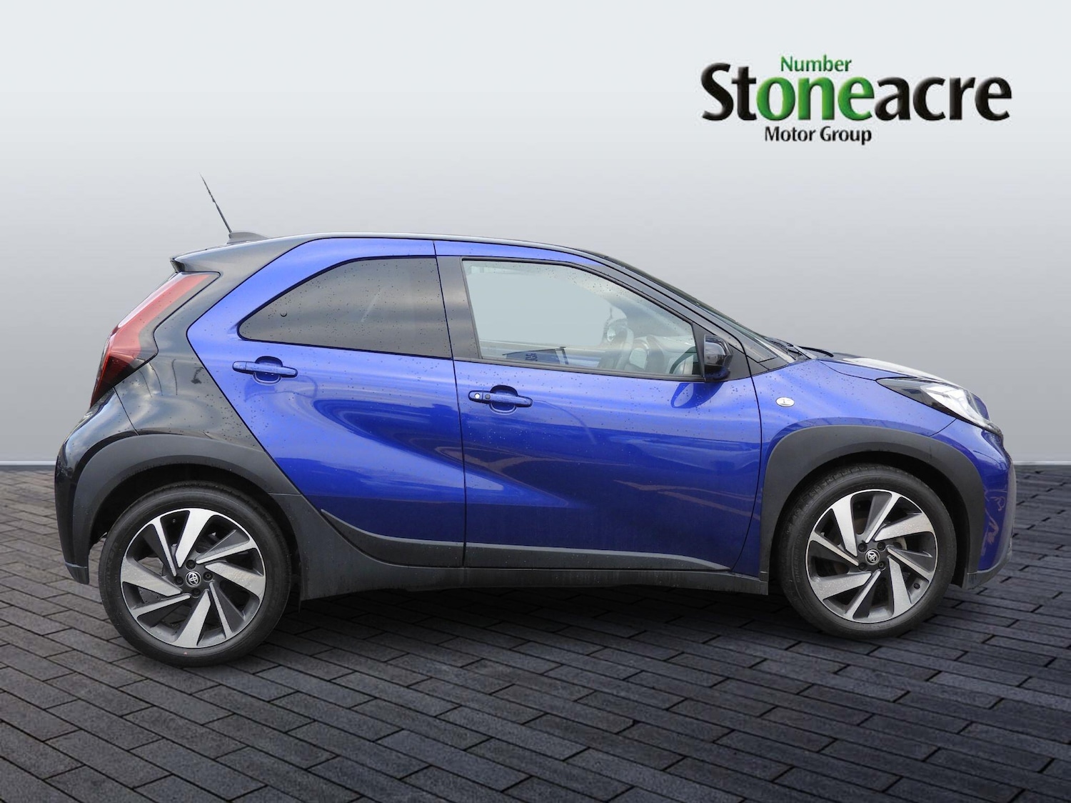 Used Toyota Aygo X 2023 for sale - 77439864: Photo 2