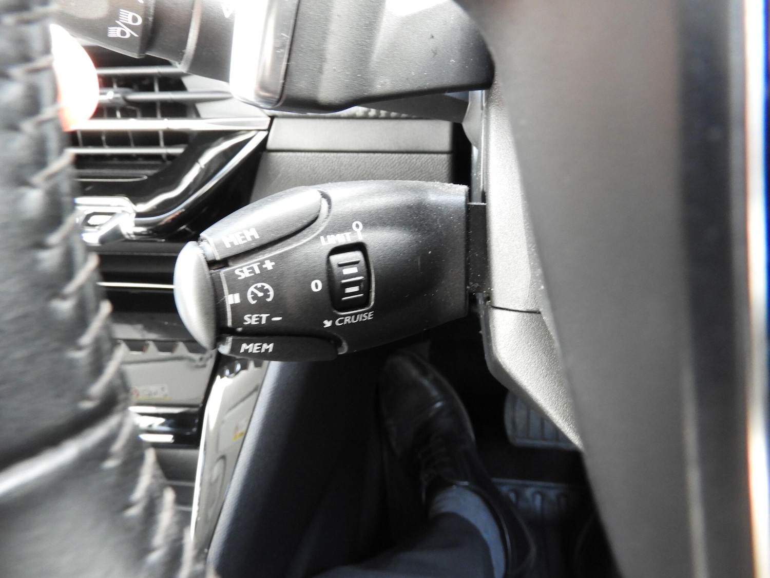 Used Peugeot 2008 2021 for sale - 77671168: Photo 19