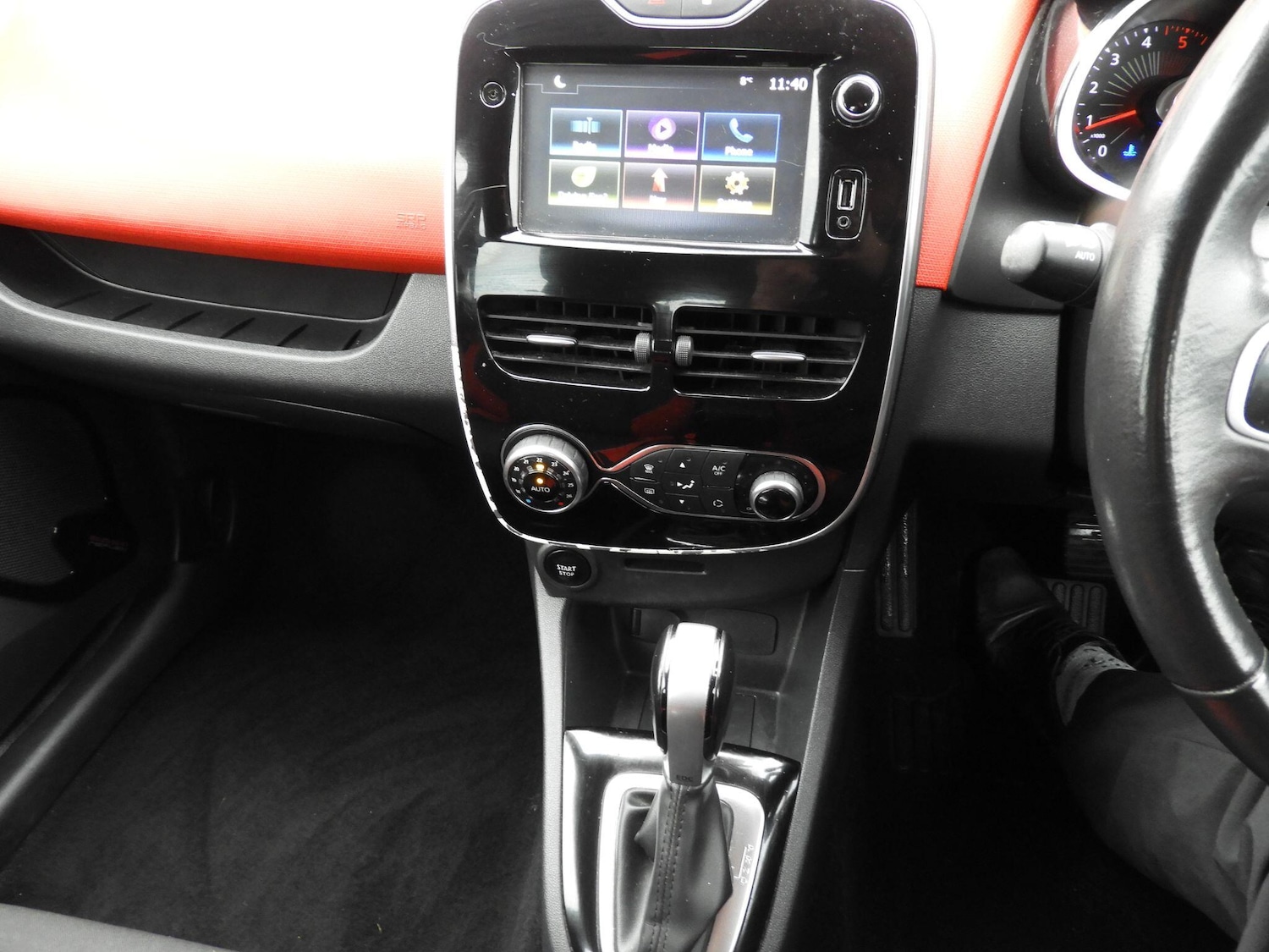 Used Renault Clio 2016 for sale - 77255105: Photo 12