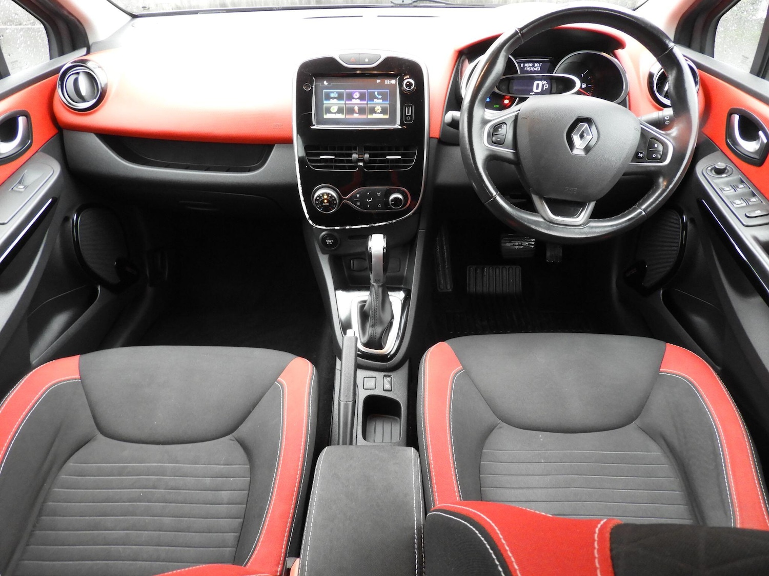 Used Renault Clio 2016 for sale - 77255105: Photo 13