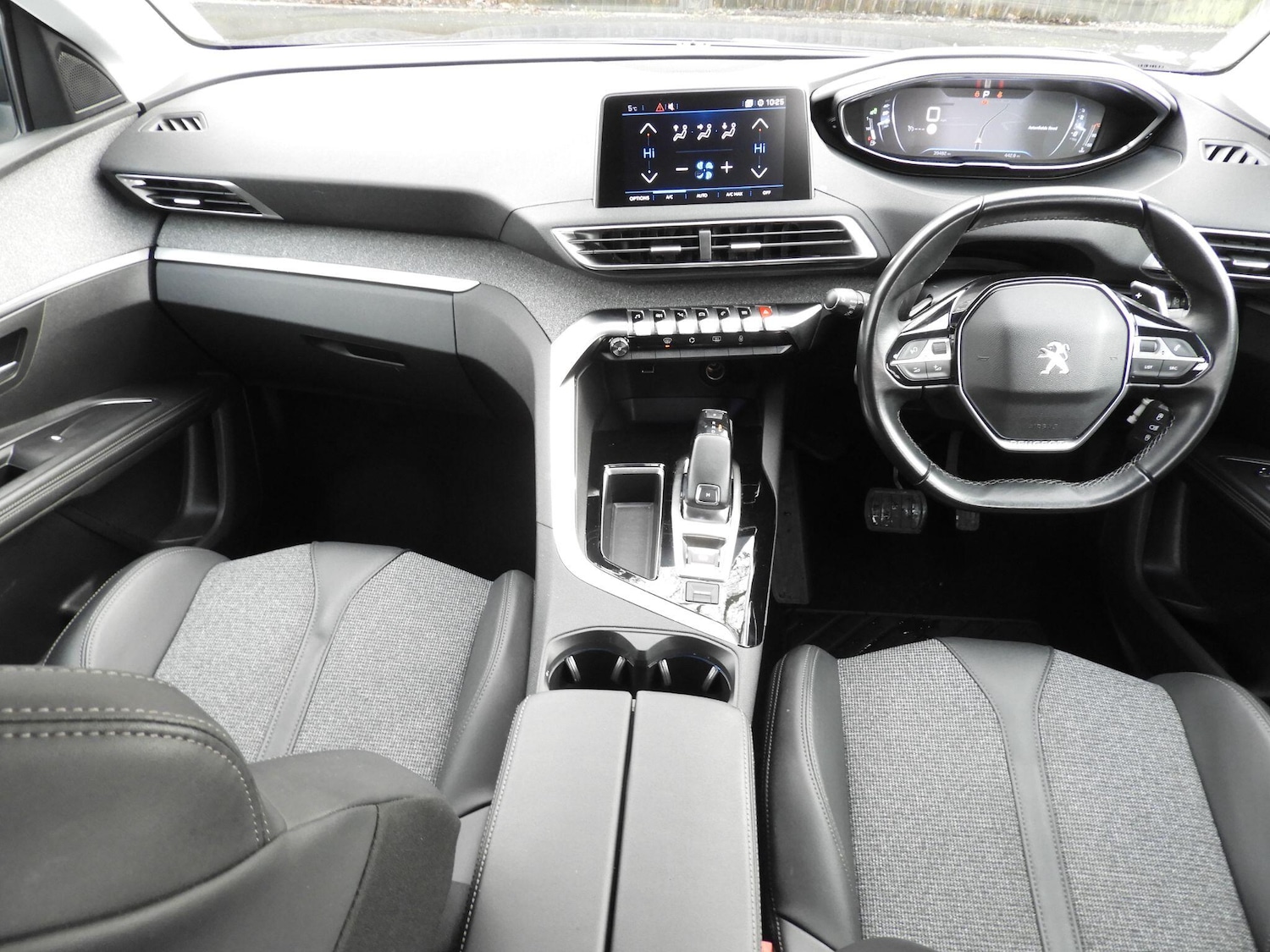 Used Peugeot 5008 2023 for sale - 77156279: Photo 14