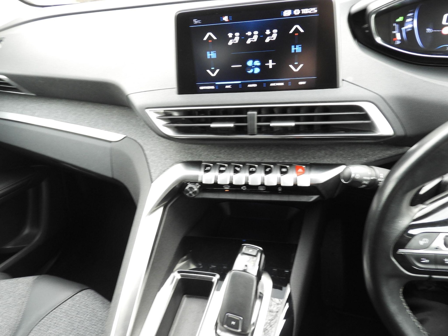 Used Peugeot 5008 2023 for sale - 77156279: Photo 16