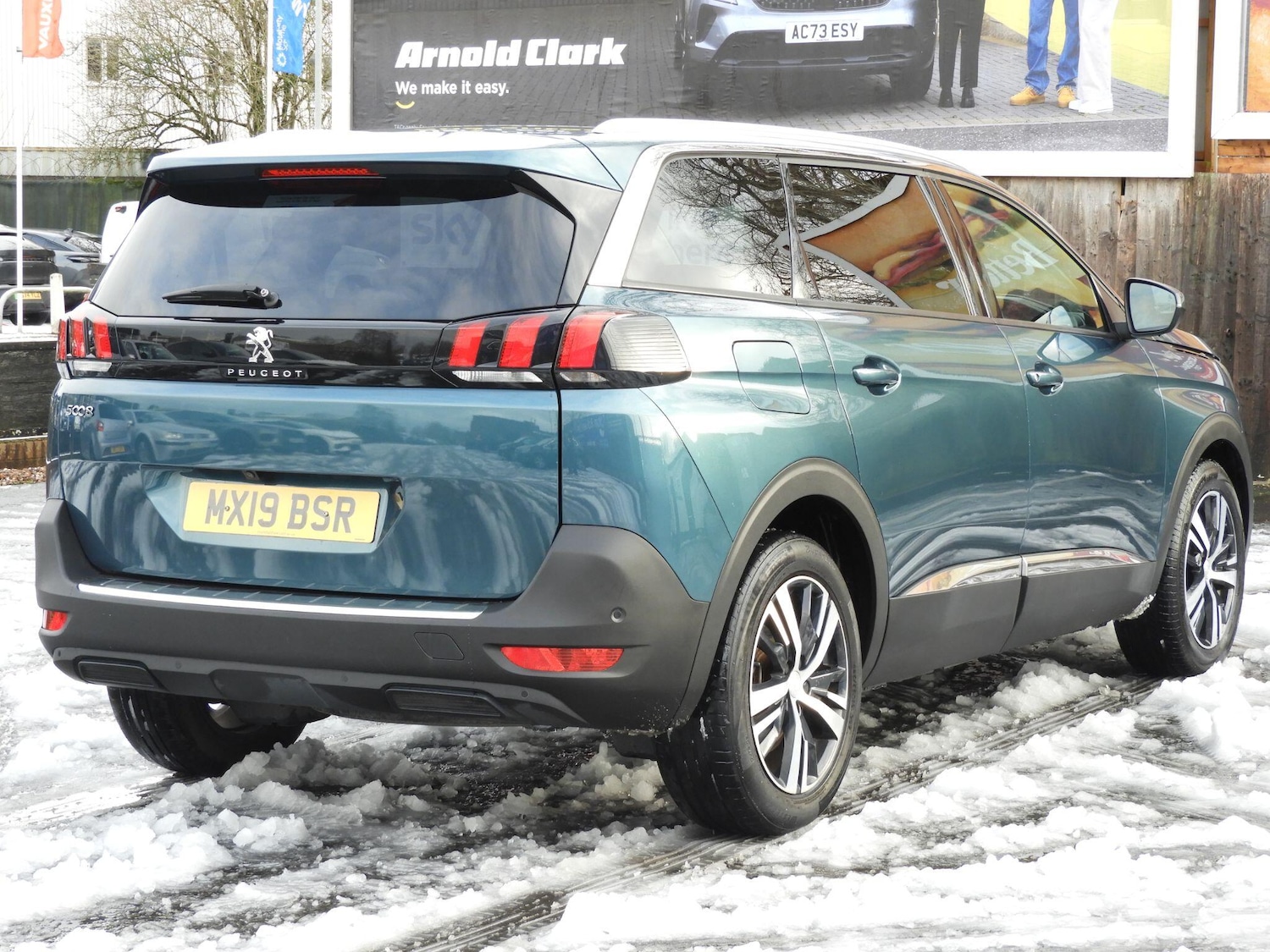 Used Peugeot 5008 2023 for sale - 77156279: Photo 3