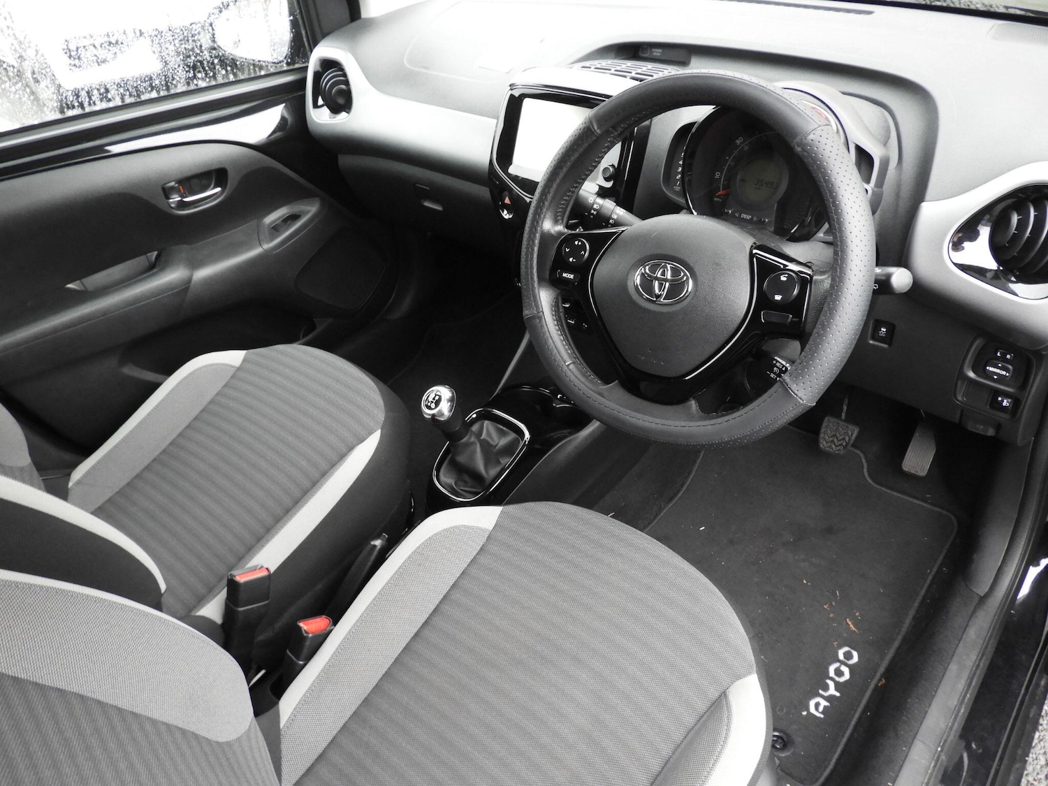 Used Toyota AYGO 2018 for sale - 77216061: Photo 11