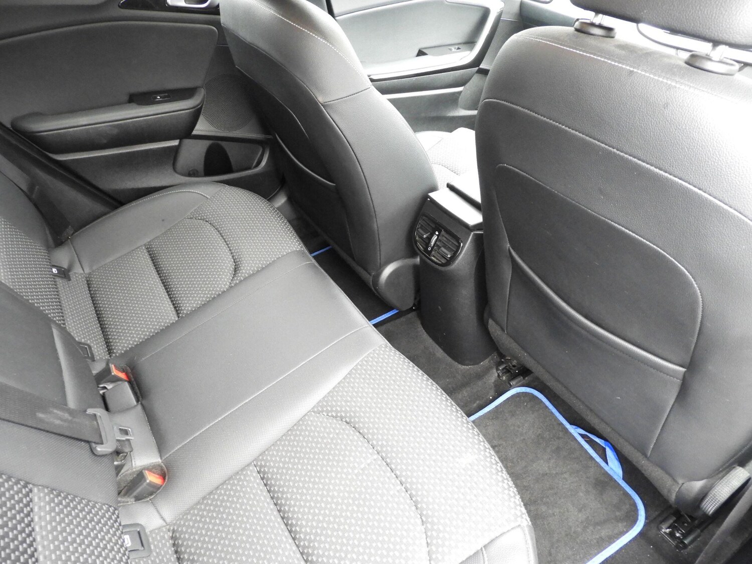 Used Kia XCeed 2020 for sale - 76801856: Photo 15