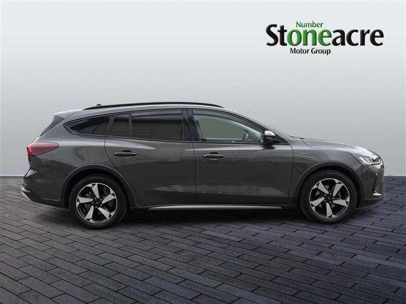 Used Ford Focus 2024 for sale - 76898269: Photo 2