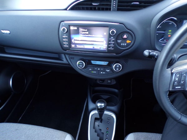 Used Toyota Yaris 2020 for sale - 75225015: Photo 13