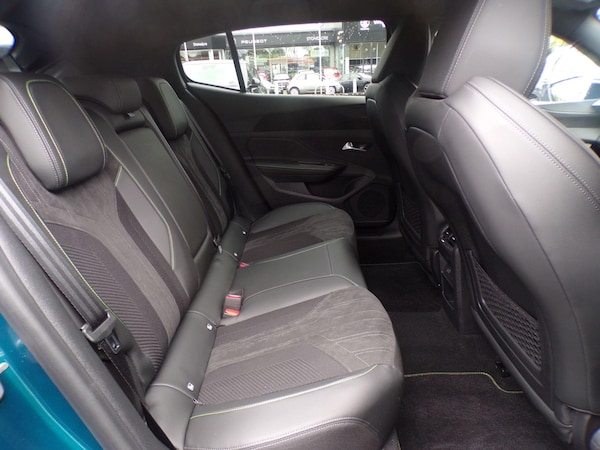 Used Peugeot 408 2023 for sale - 76020569: Photo 15