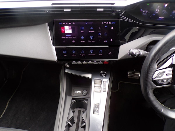Used Peugeot 408 2023 for sale - 76020569: Photo 17