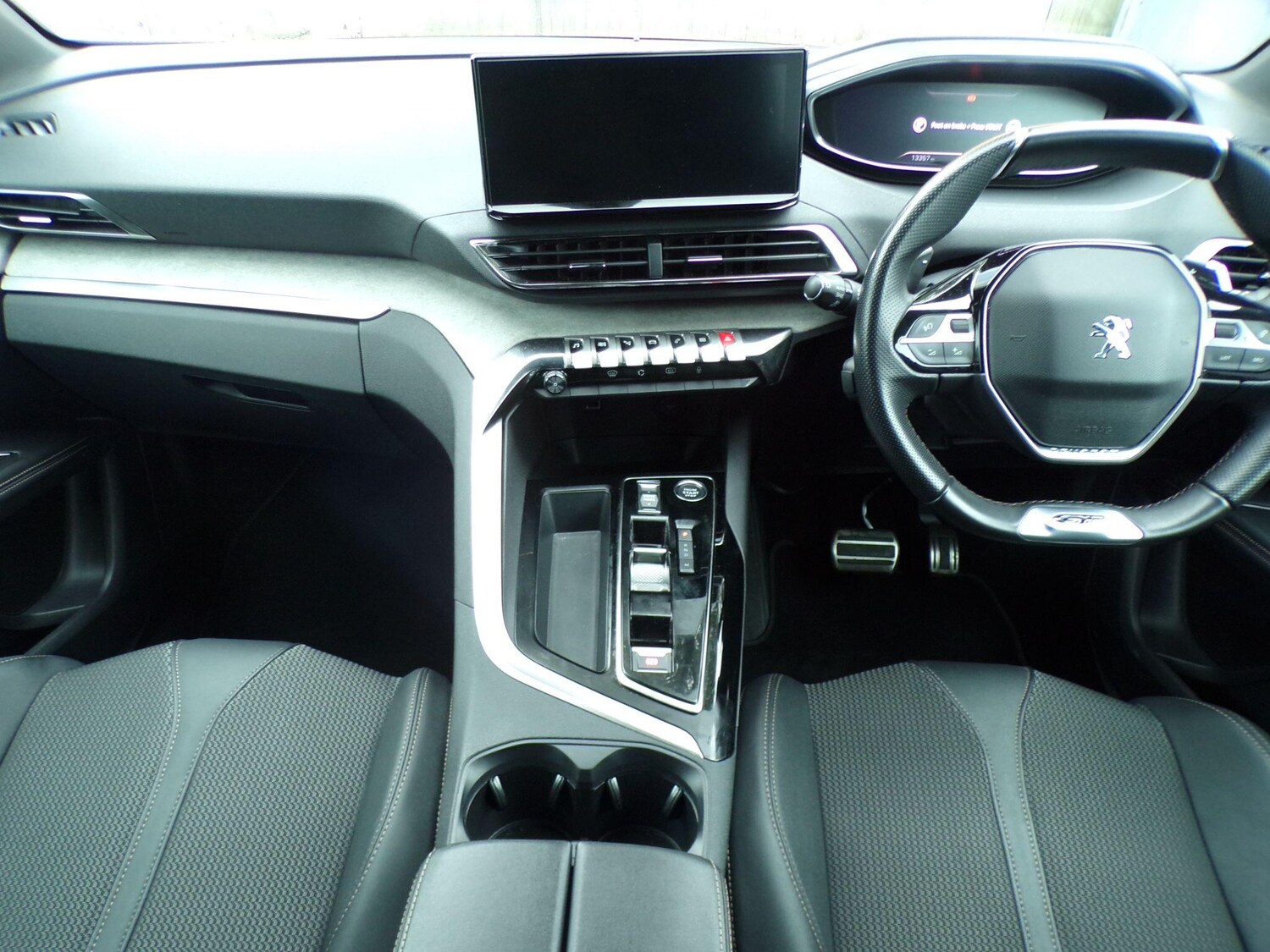 Used Peugeot 3008 2023 for sale - 76020717: Photo 13