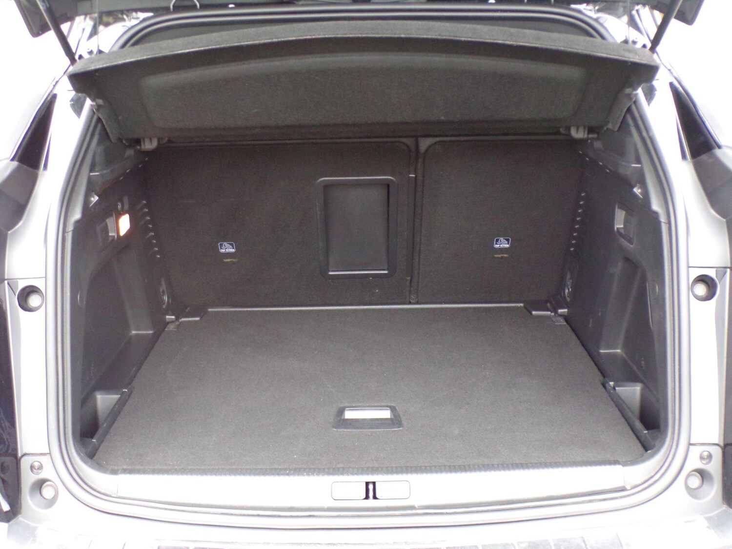 Used Peugeot 3008 2023 for sale - 76020717: Photo 9