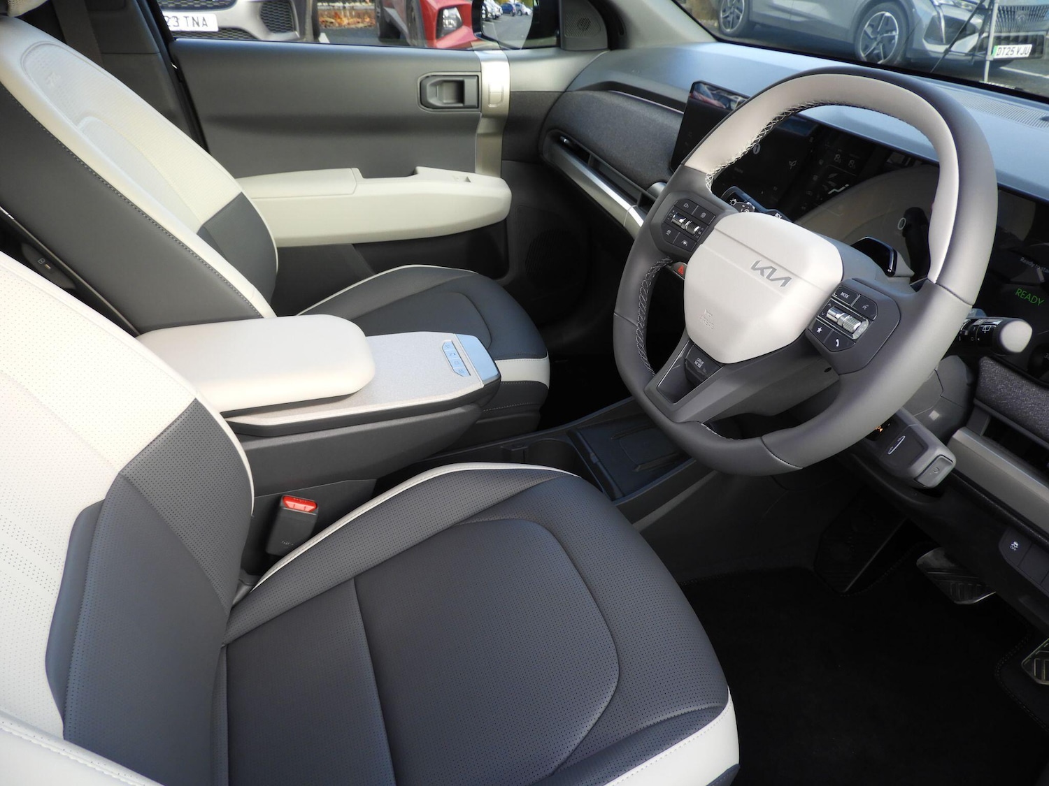 Used Kia EV3 2025 for sale - 76607917: Photo 12