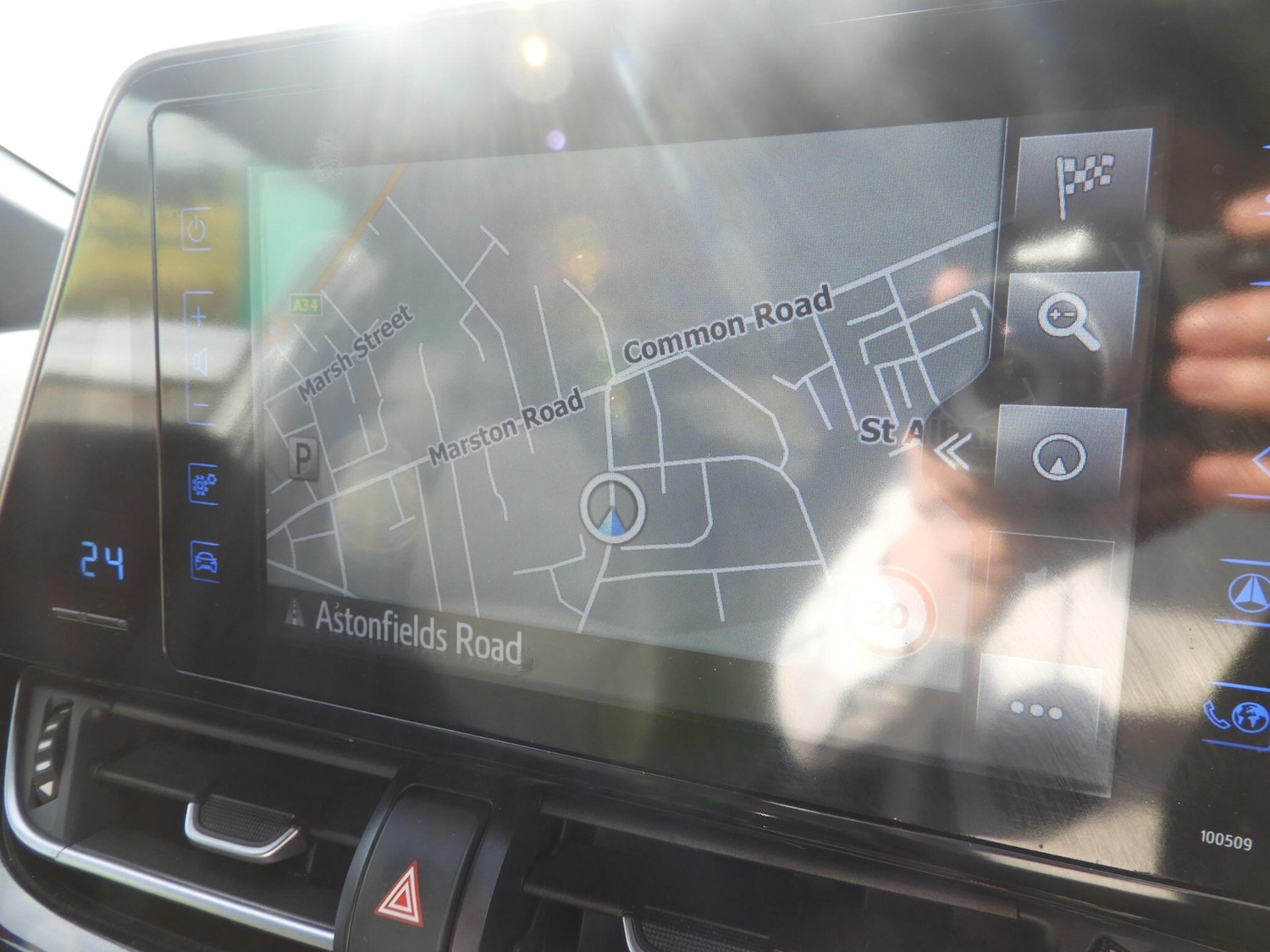 Used Toyota C-HR for sale - 77969971: Photo 18