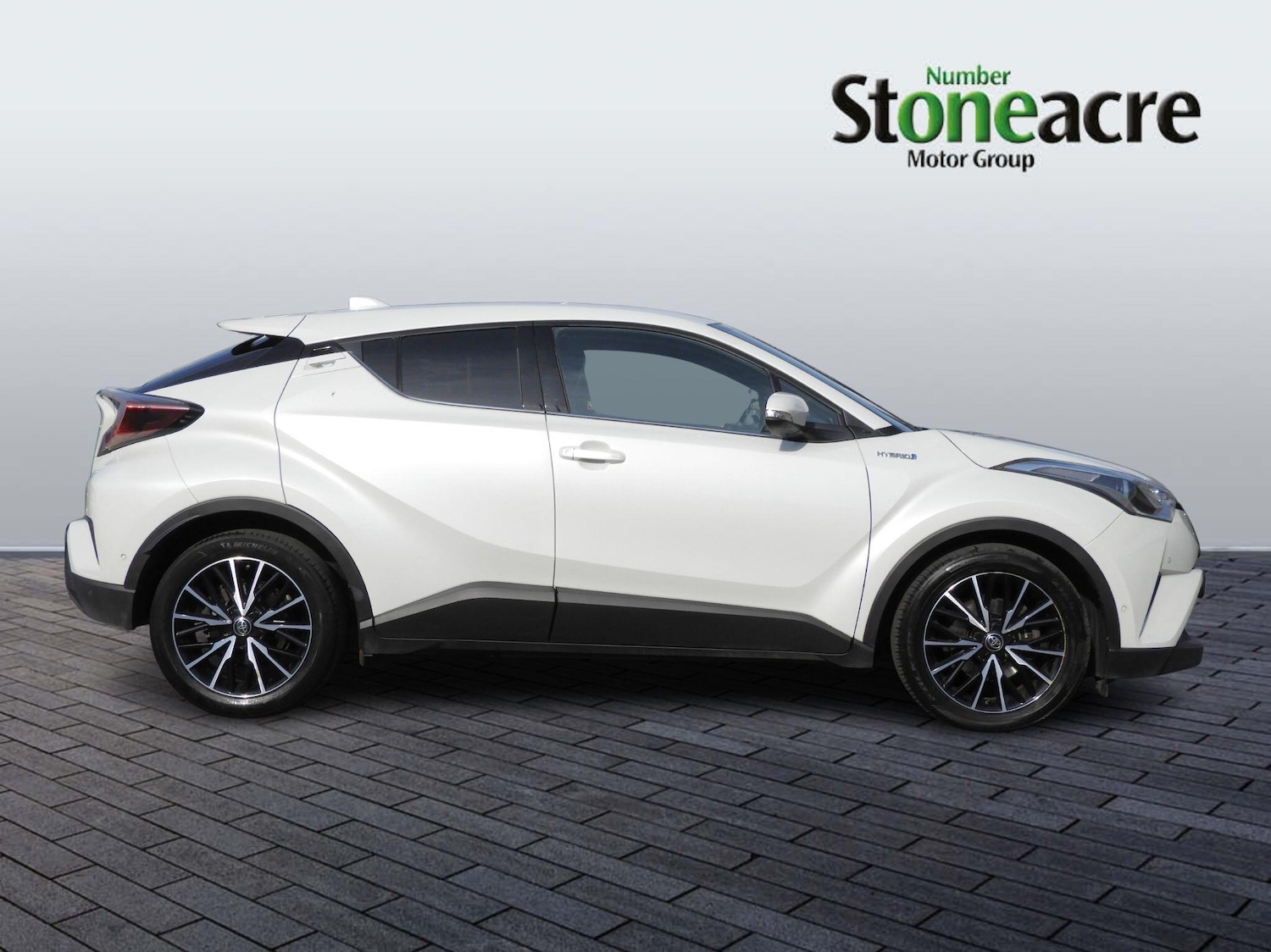 Used Toyota C-HR for sale - 77969971: Photo 2