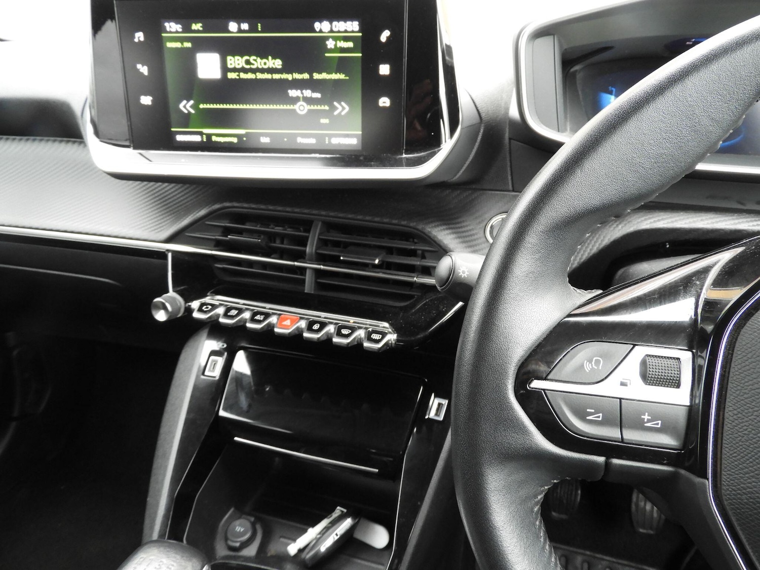 Used Peugeot 2008 2022 for sale - 76752946: Photo 18