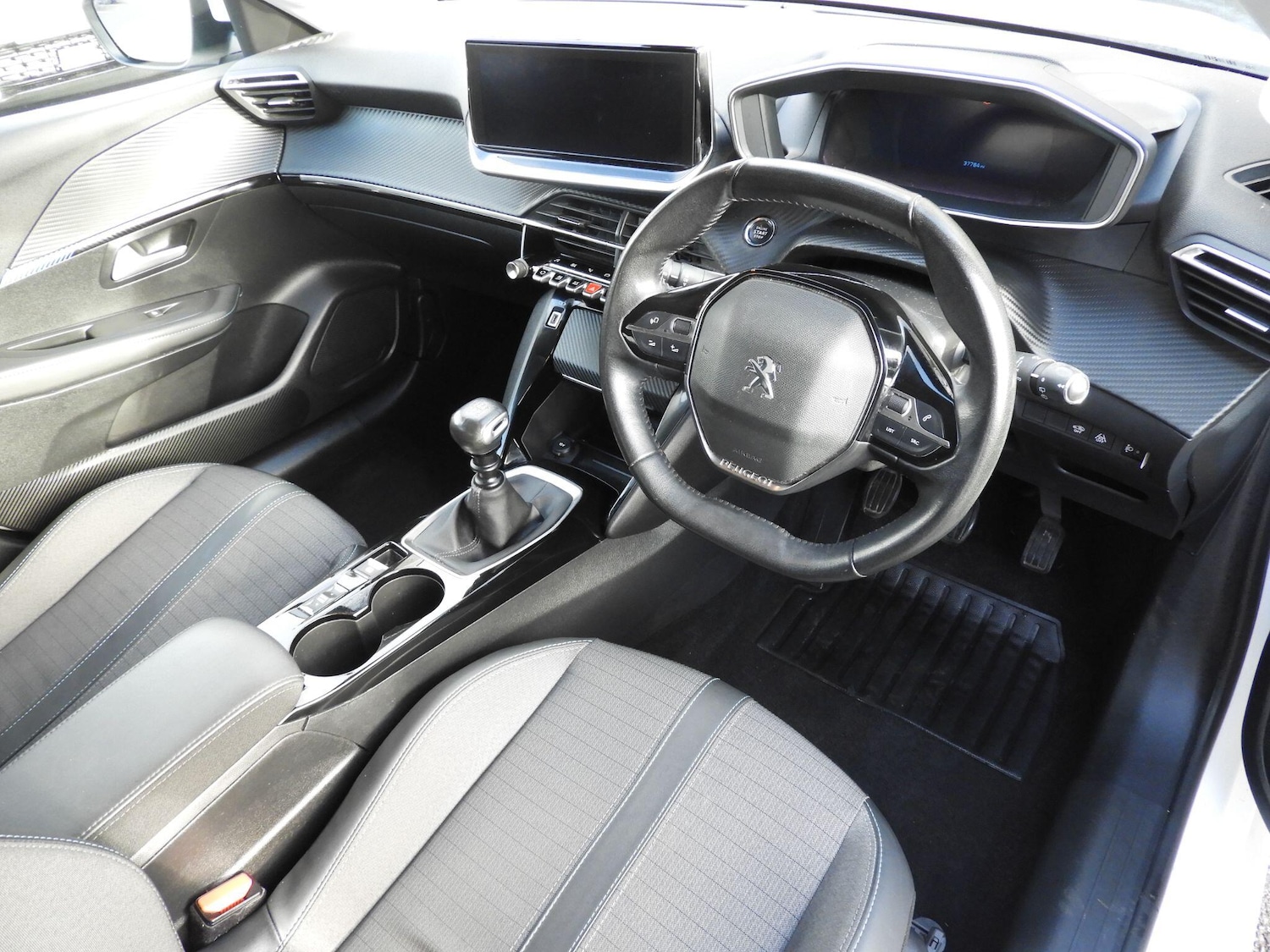 Used Peugeot 208 2020 for sale - 77216059: Photo 11