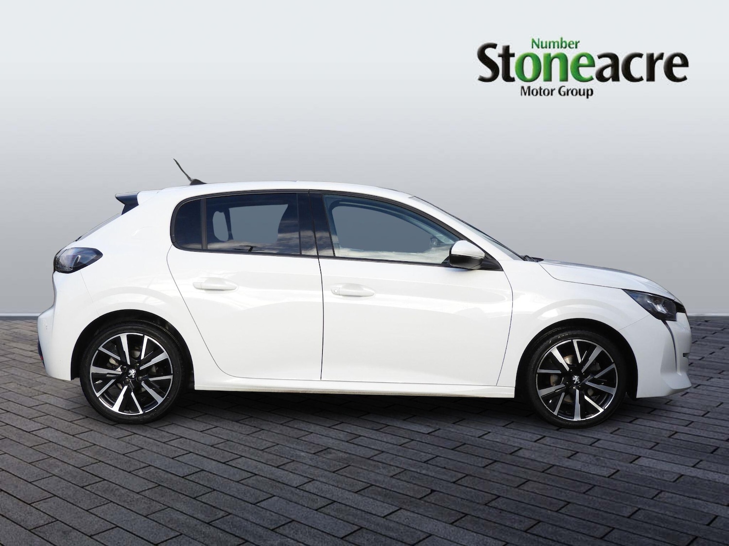 Used Peugeot 208 2020 for sale - 77216059: Photo 2