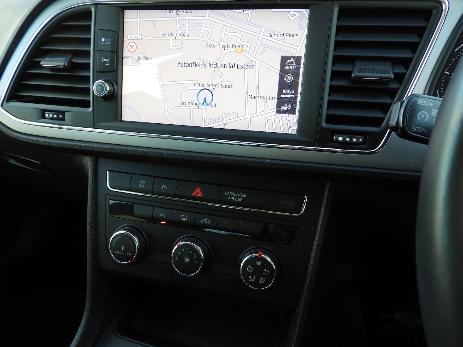 Used SEAT Leon 2020 for sale - 76997432: Photo 17