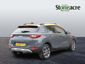 Used Kia Stonic 2023 for sale - 78245721: Photo