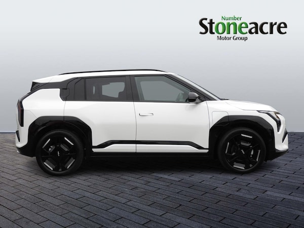 Used Kia EV3 2025 for sale - 76306635: Photo 2