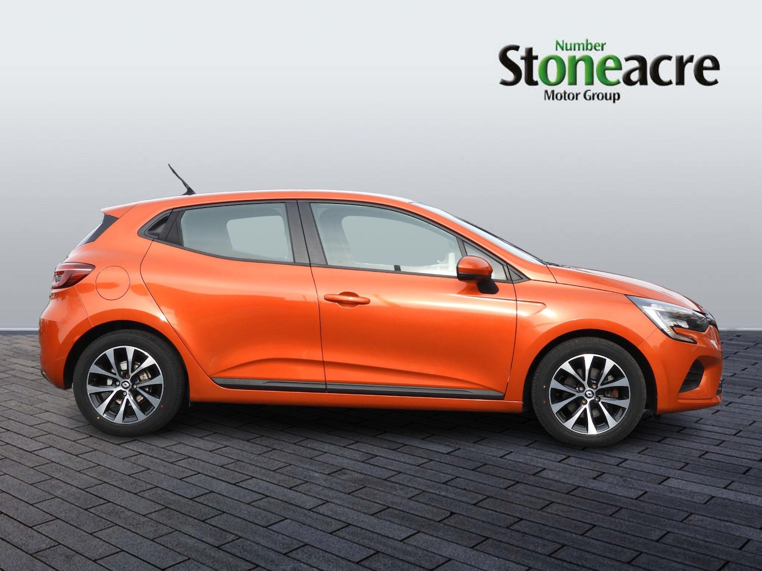 Used Renault Clio 2022 for sale - 77709462: Photo 2