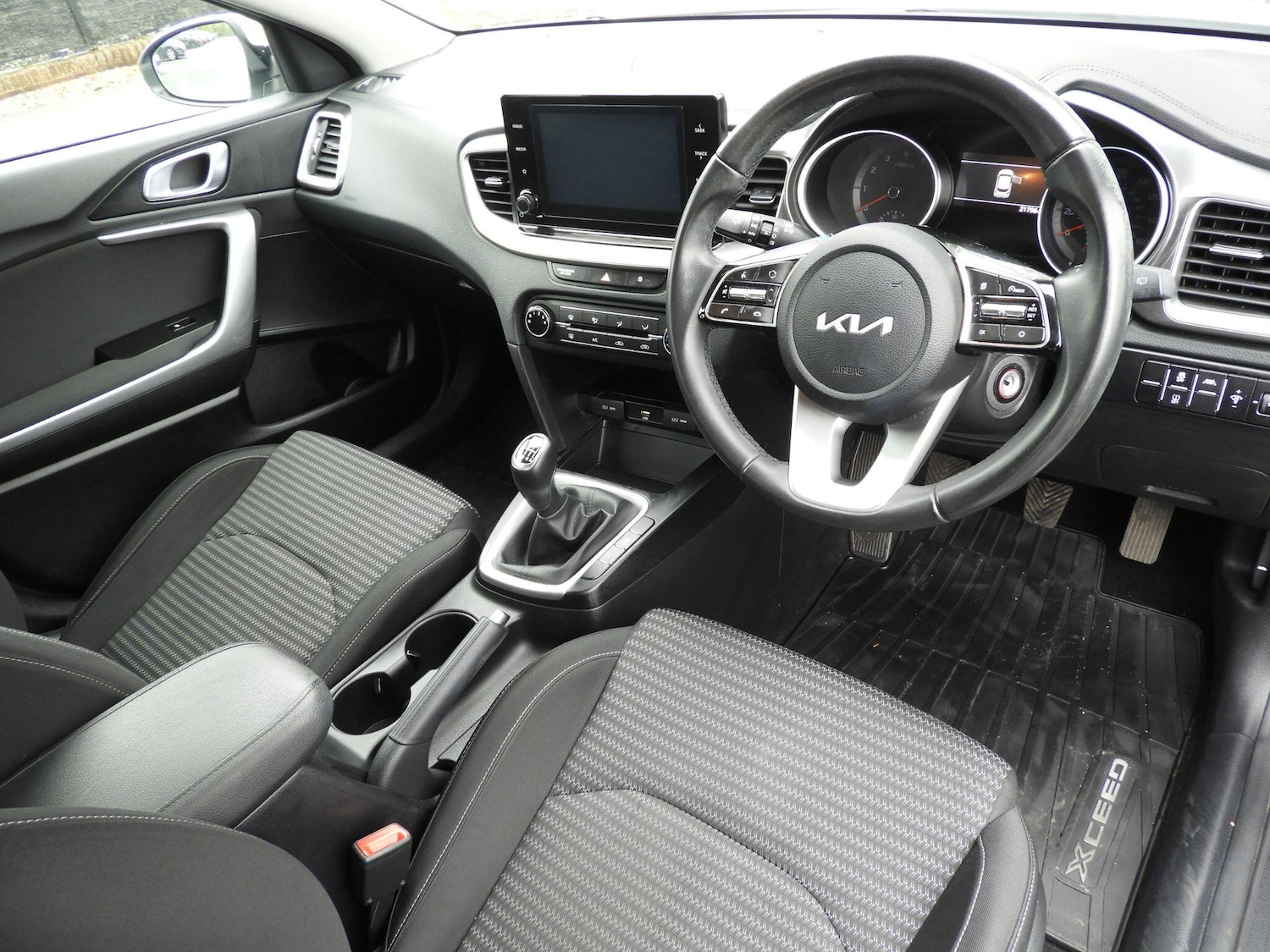 Used Kia XCeed 2022 for sale - 76538154: Photo 11