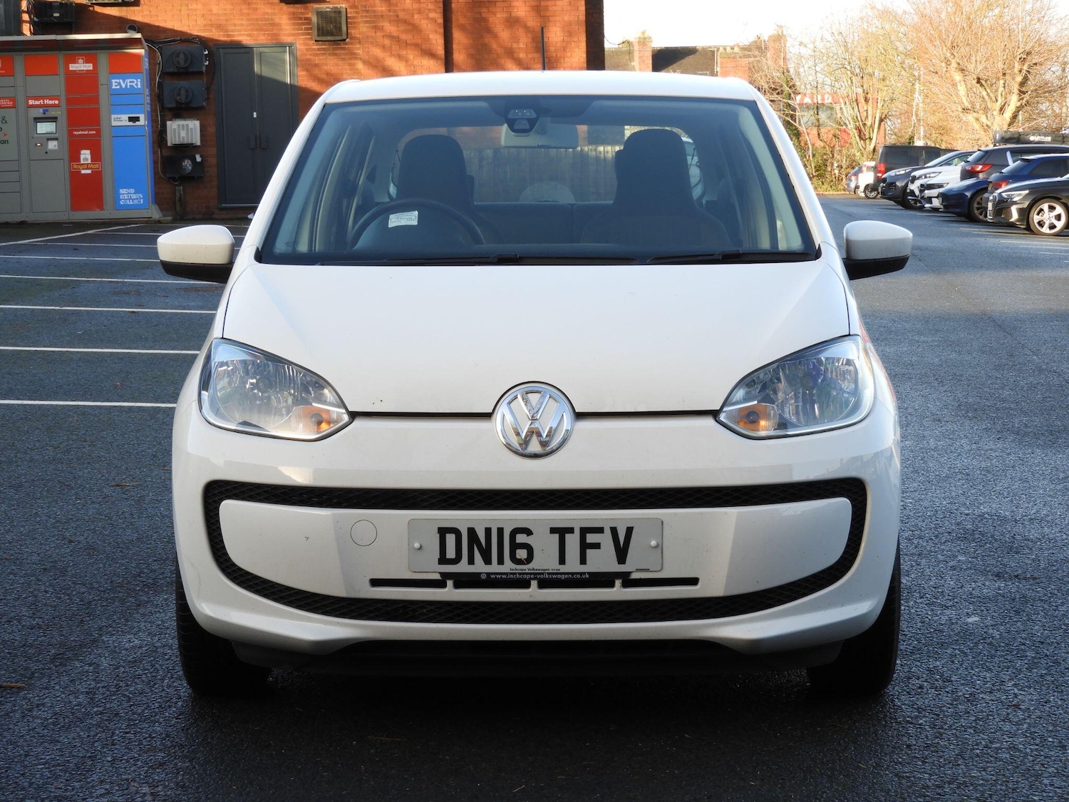 Used Volkswagen up! 2016 for sale - 77015336: Photo 2