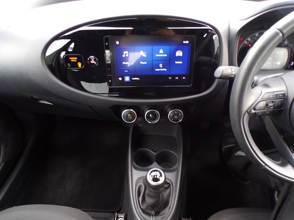 Used Toyota Aygo X 2024 for sale - 76269967: Photo 17