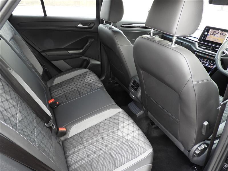 Used Volkswagen T-Roc 2025 for sale - 76898503: Photo 20