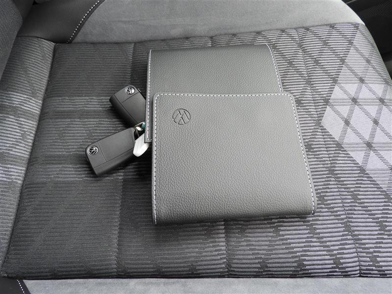 Used Volkswagen T-Roc 2025 for sale - 76898503: Photo 22