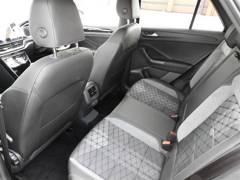 Used Volkswagen T-Roc 2025 for sale - 76898503: Photo 23