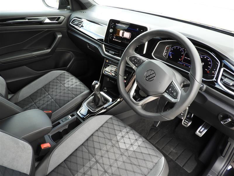 Used Volkswagen T-Roc 2025 for sale - 76898503: Photo 9