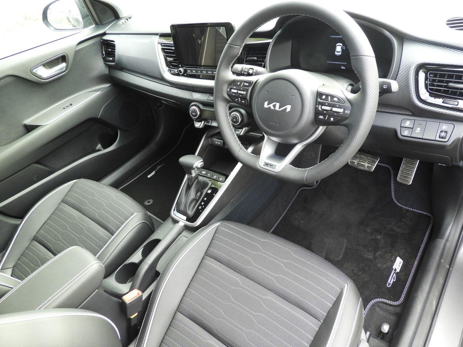 Used Kia Stonic 2025 for sale - 76326131: Photo 12