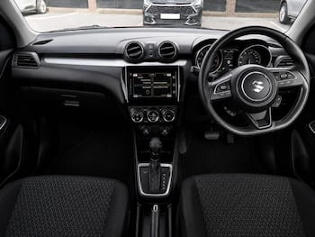 Used Suzuki Swift 2024 for sale - 79532457: Photo