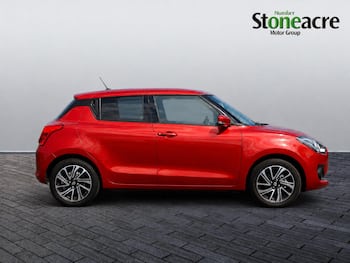 Used Suzuki Swift 2024 for sale - 79532457: Photo