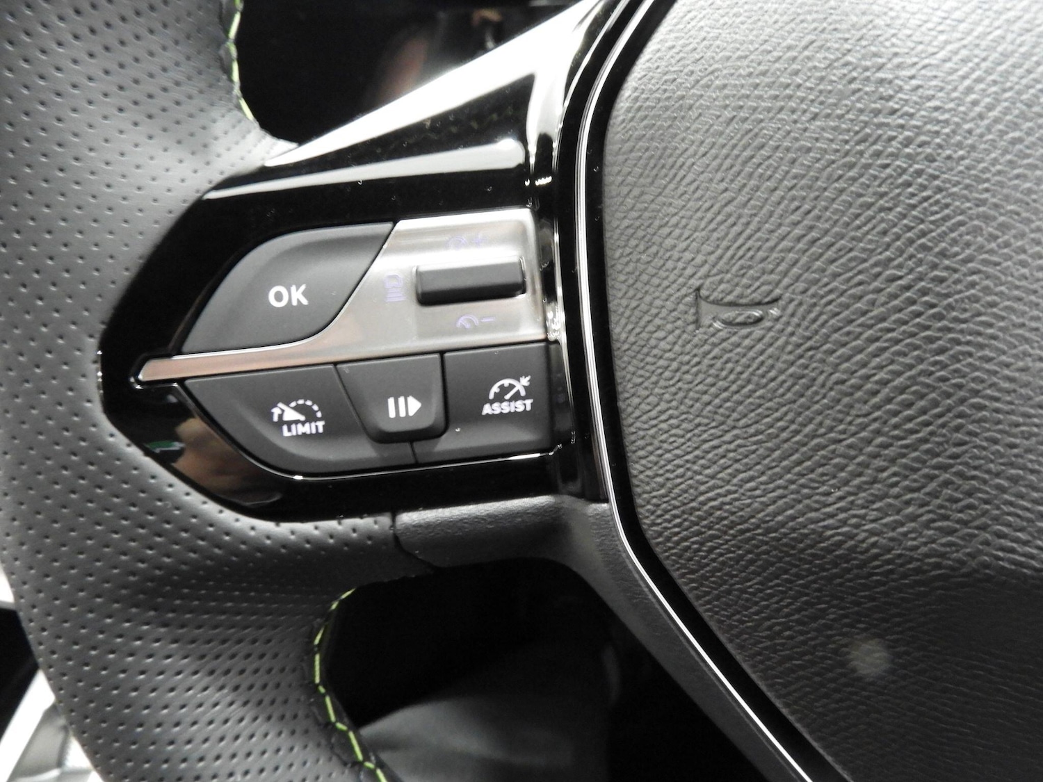 Used Peugeot 408 2025 for sale - 76918550: Photo 22