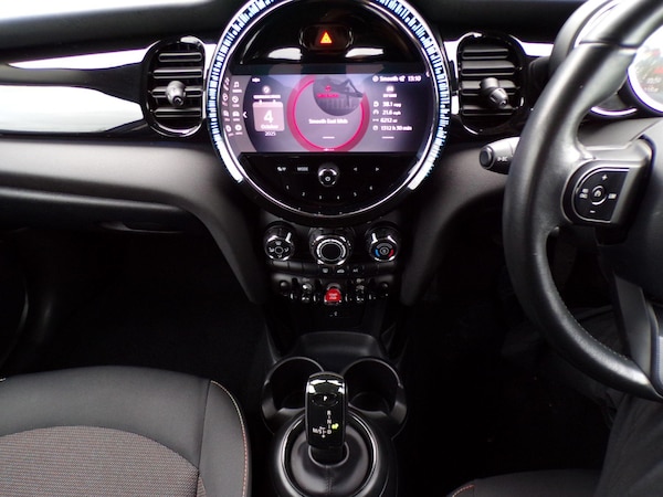 Used MINI Hatch 2021 for sale - 76201415: Photo 17