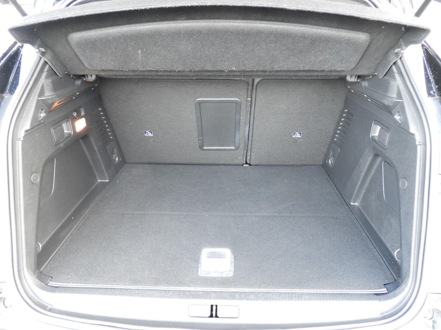 Used Peugeot 3008 2022 for sale - 76918667: Photo 10