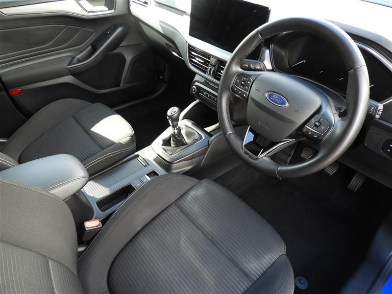 Used Ford Focus 2023 for sale - 76898199: Photo 12