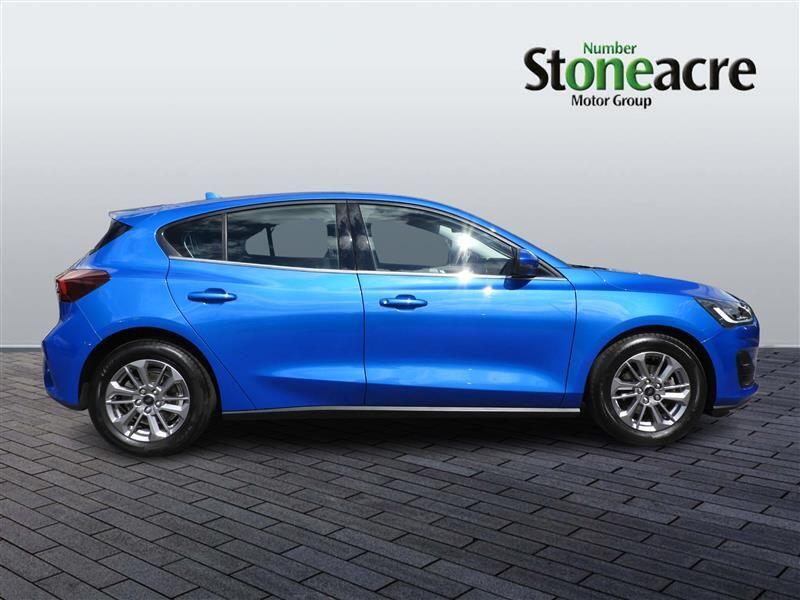 Used Ford Focus 2023 for sale - 76898199: Photo 2