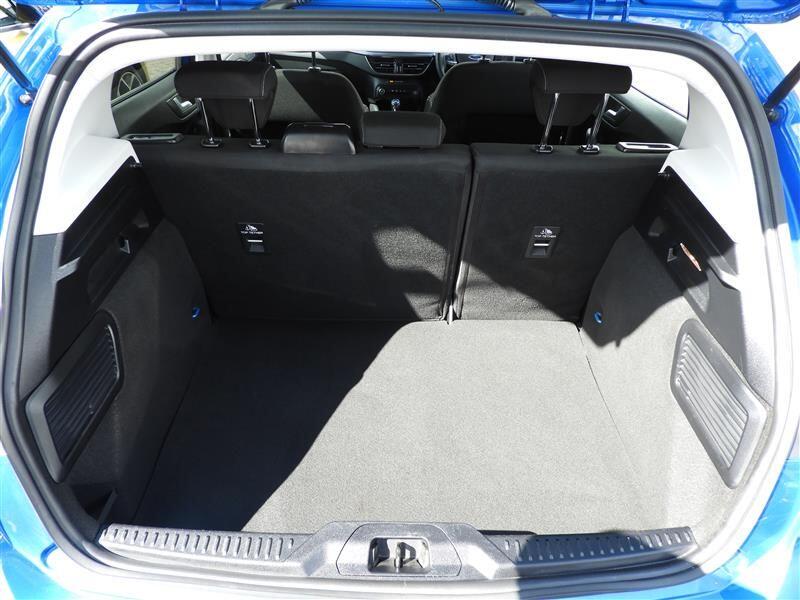 Used Ford Focus 2023 for sale - 76898199: Photo 9