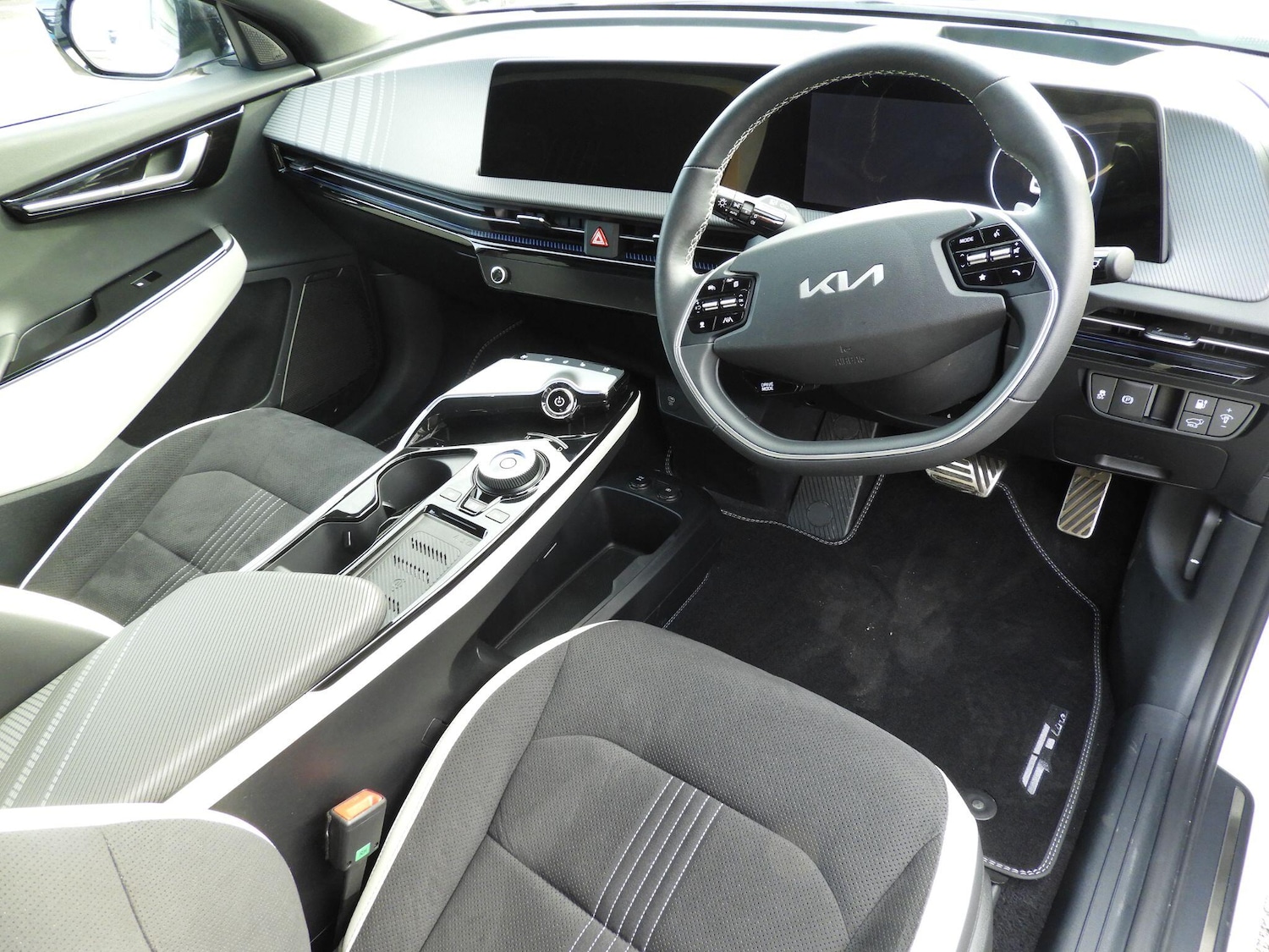 Used Kia EV6 2025 for sale - 76714230: Photo 10